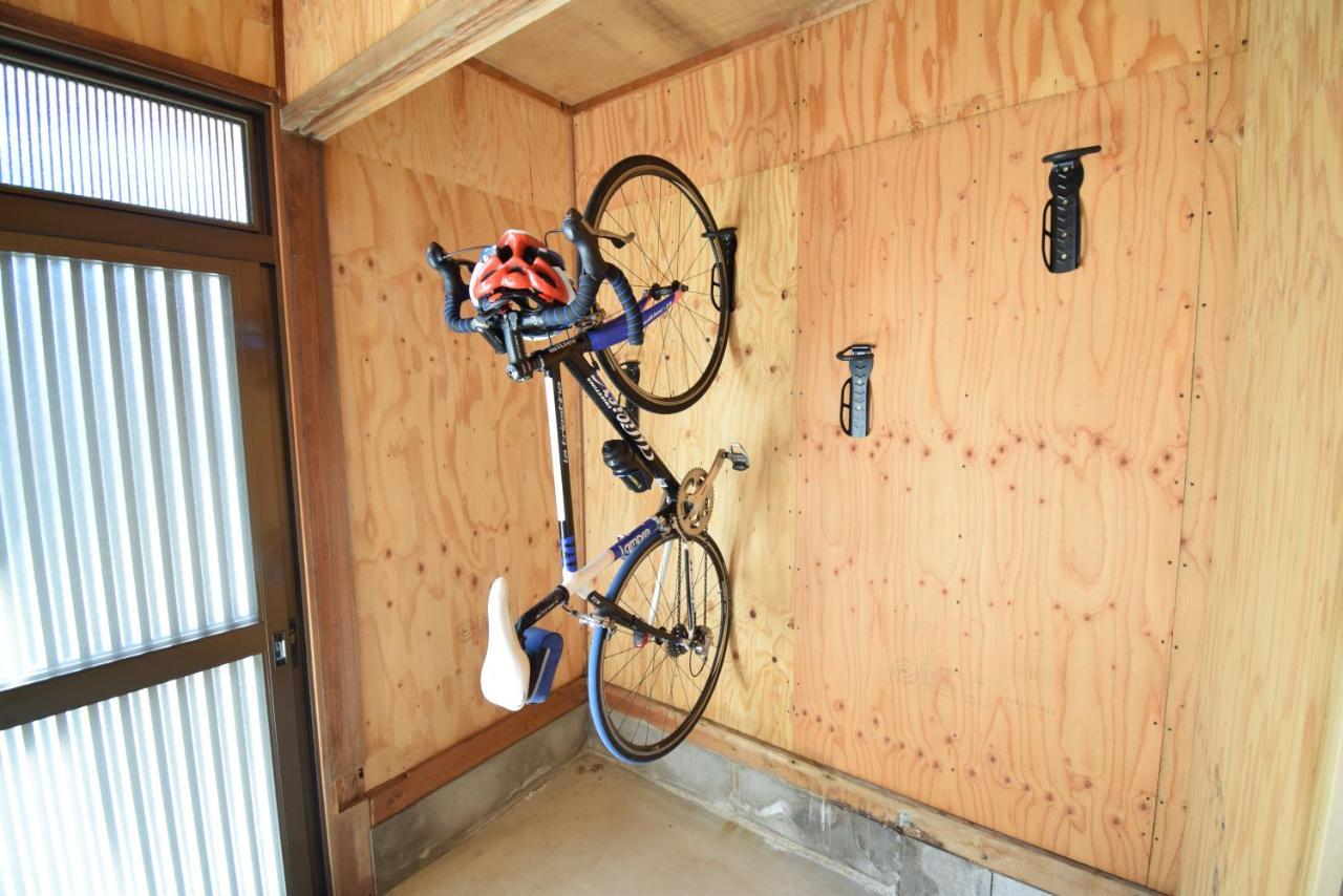 Отель Bed&Bicycle Yao Экстерьер фото